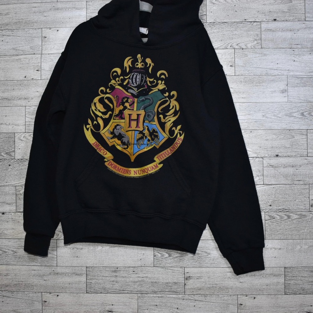 Black Harry Potter hoodie
